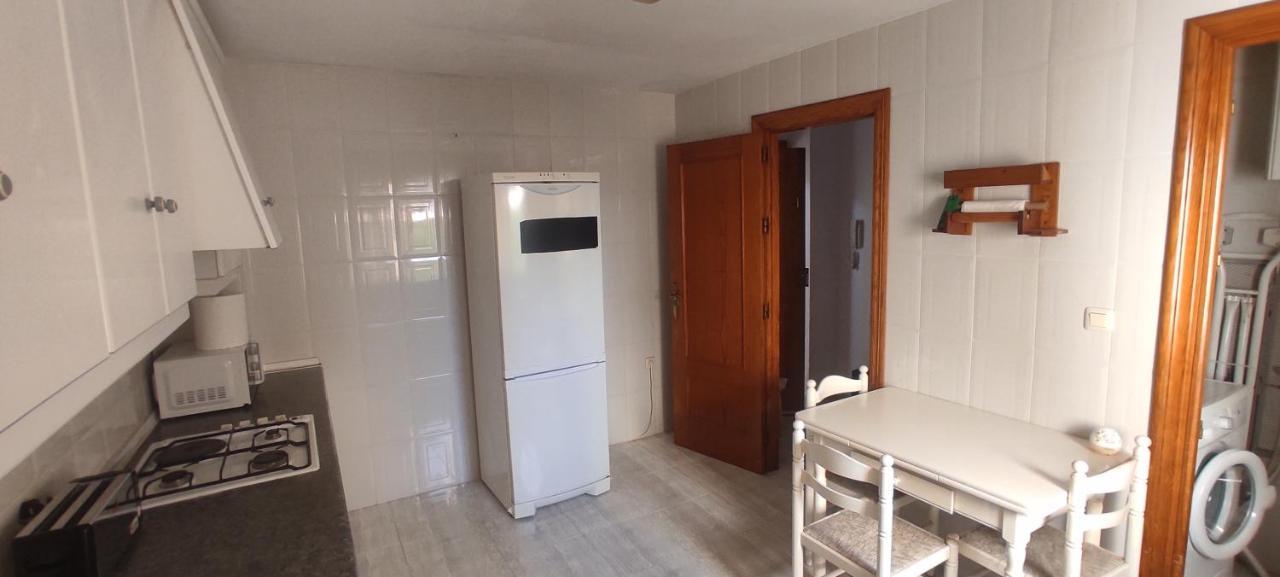 Apartamento Garrucha Iglesia 3 Dormitorios Con Parking Super Economico A Metros Del Ayuntamiento Buitenkant foto